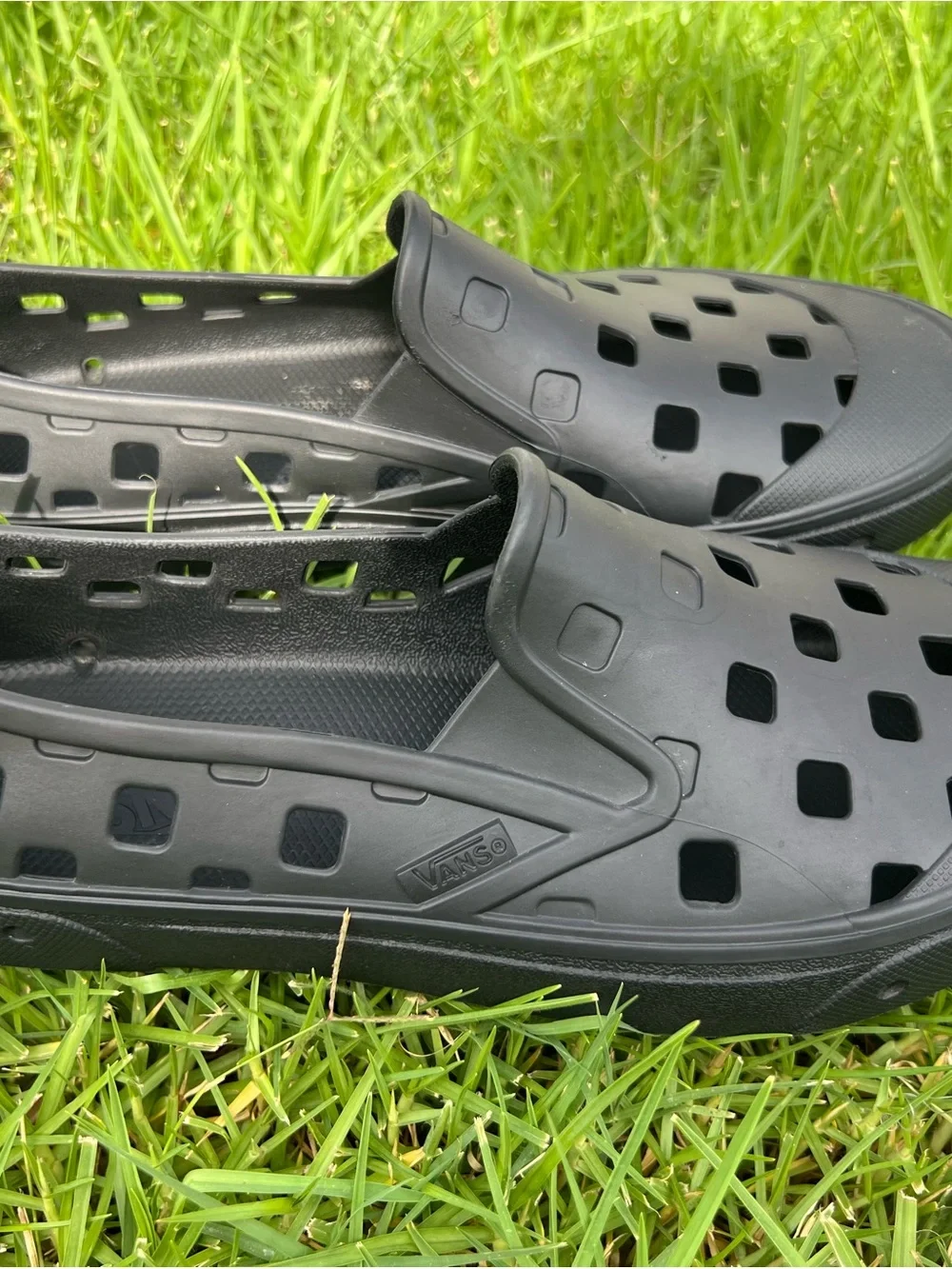 Vans Men's Black Trek Slip-On Water  Shoes